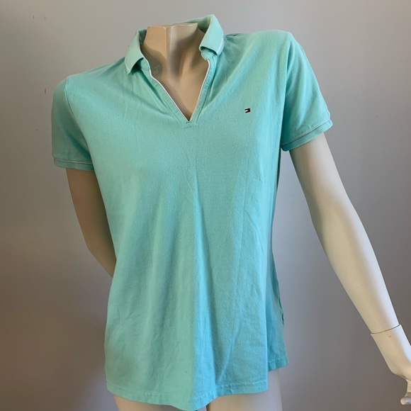 🦋✨ 2/15$ TOPS ✨🦋
TOMMY HILFIGER POLO SHIRT - Picture 1 of 4